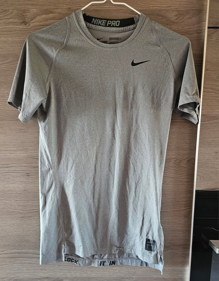 Fitnesstøj T-shirt Nike pro