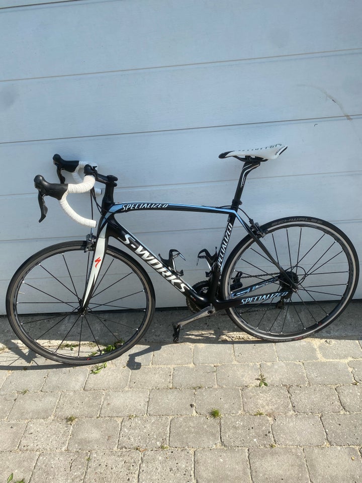 Racercykel med Carbon stel