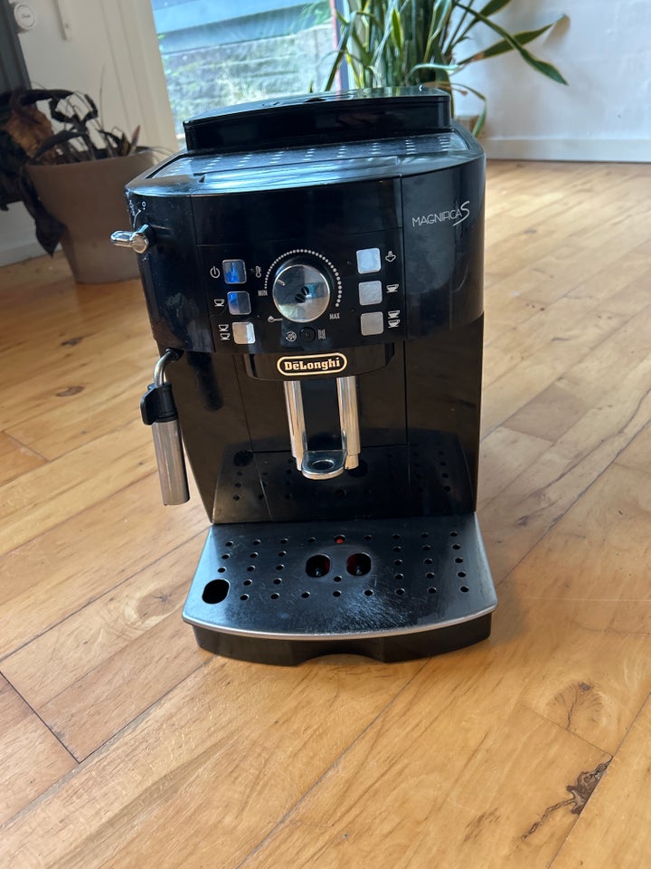 Kaffemaskine , DeLonghi