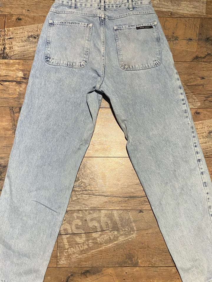 Jeans, Non-sens, str. 30