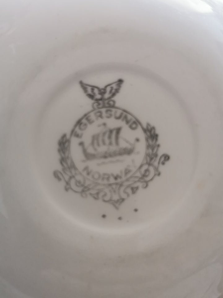 Porcelæn, Lille dyb tallerken