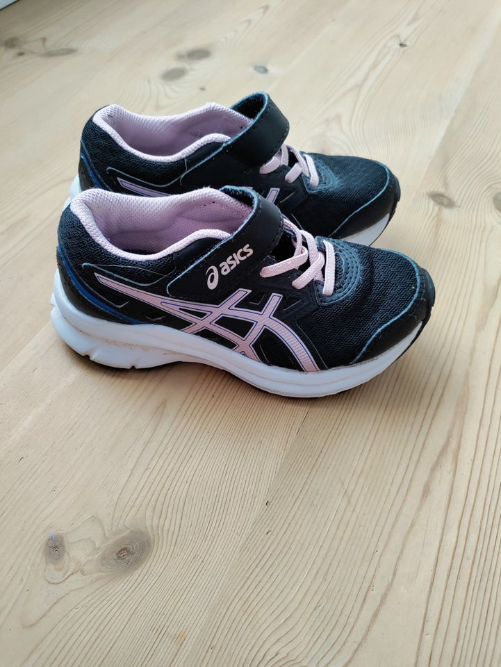 Sneakers, str. 28, Asics