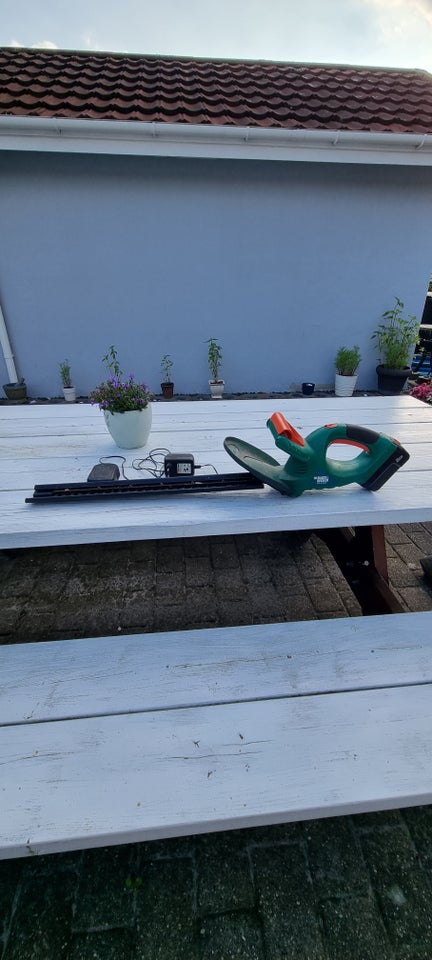 Hækkeklipper Black  Decker