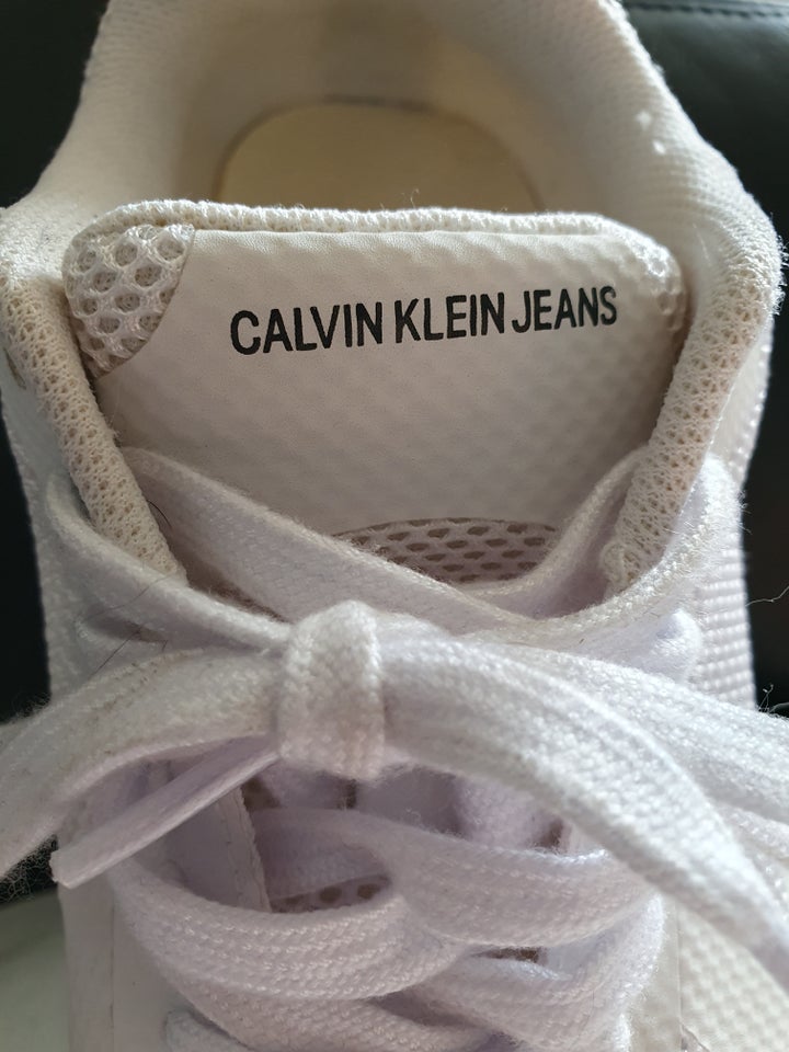 Sneakers, str. 38, Calvin Klein