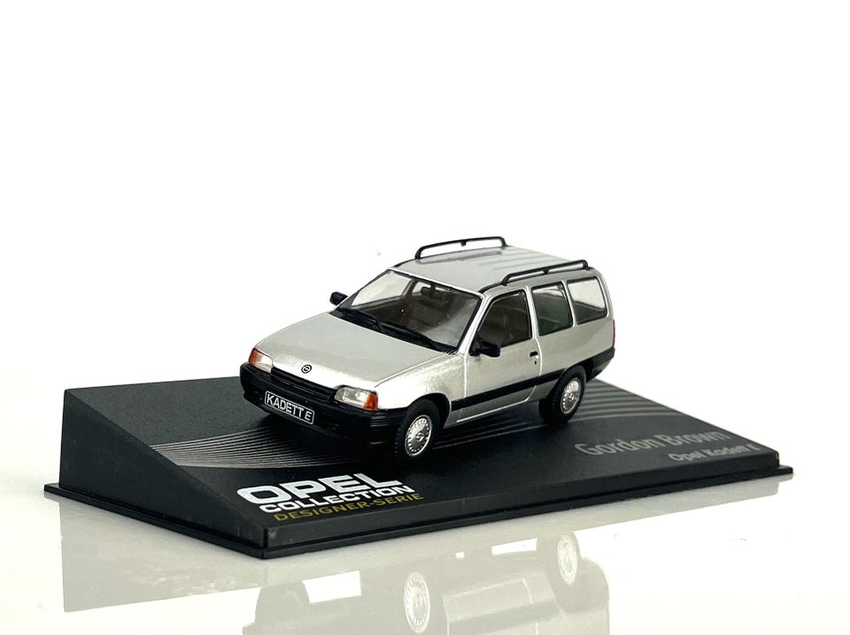 Modelbil Opel Kadett E Caravan