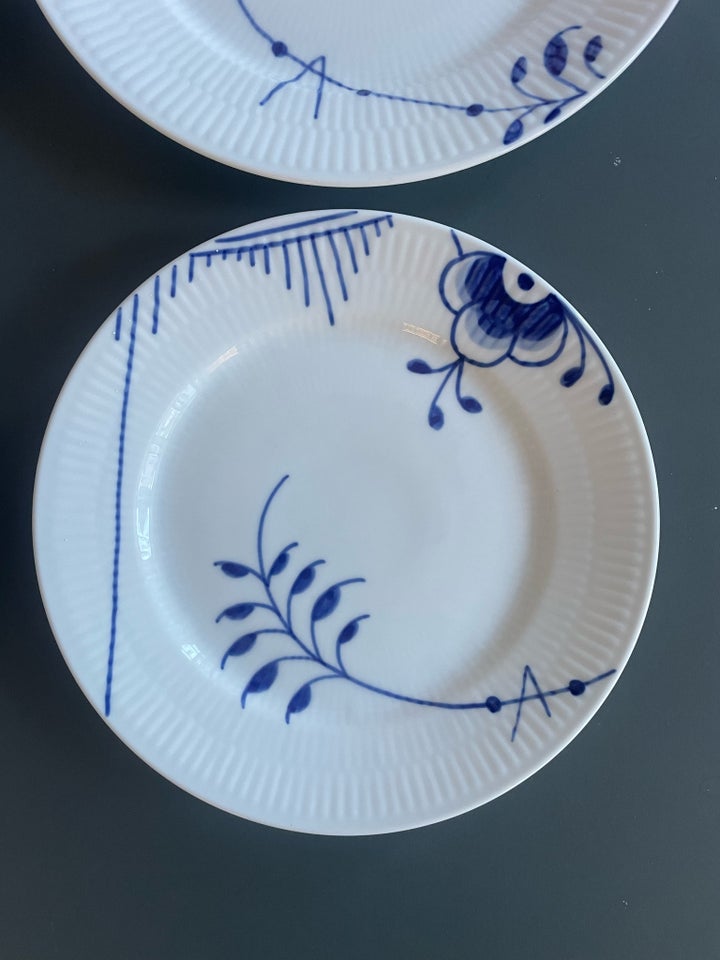 Porcelæn, Tallerkener, Royal