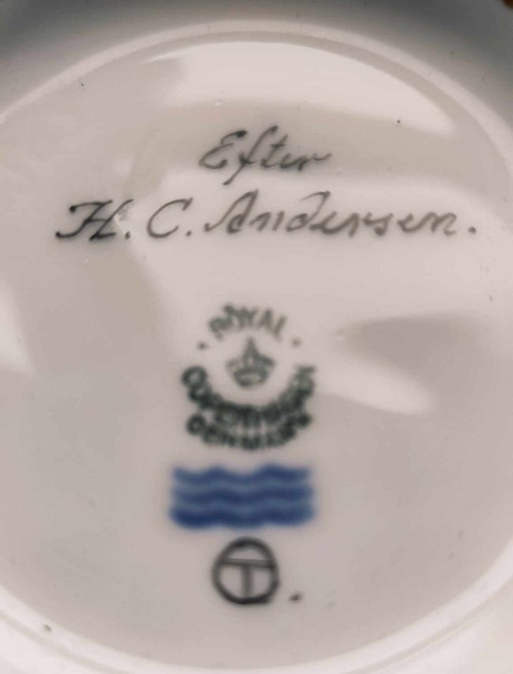 Porcelæn, glasvase med H.C