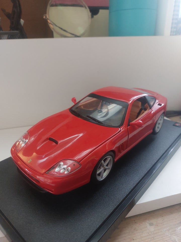 Modelbil, Hot wheels Ferrari 550,