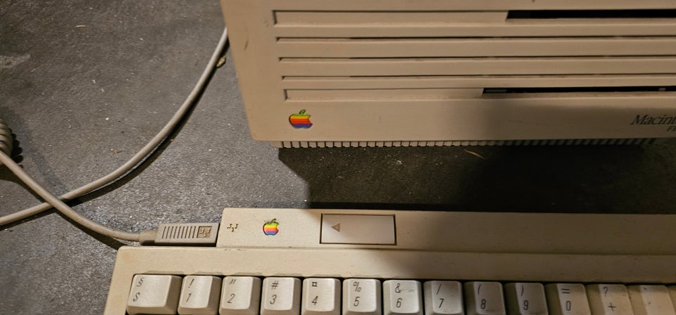 Macintosh, FDHD, God