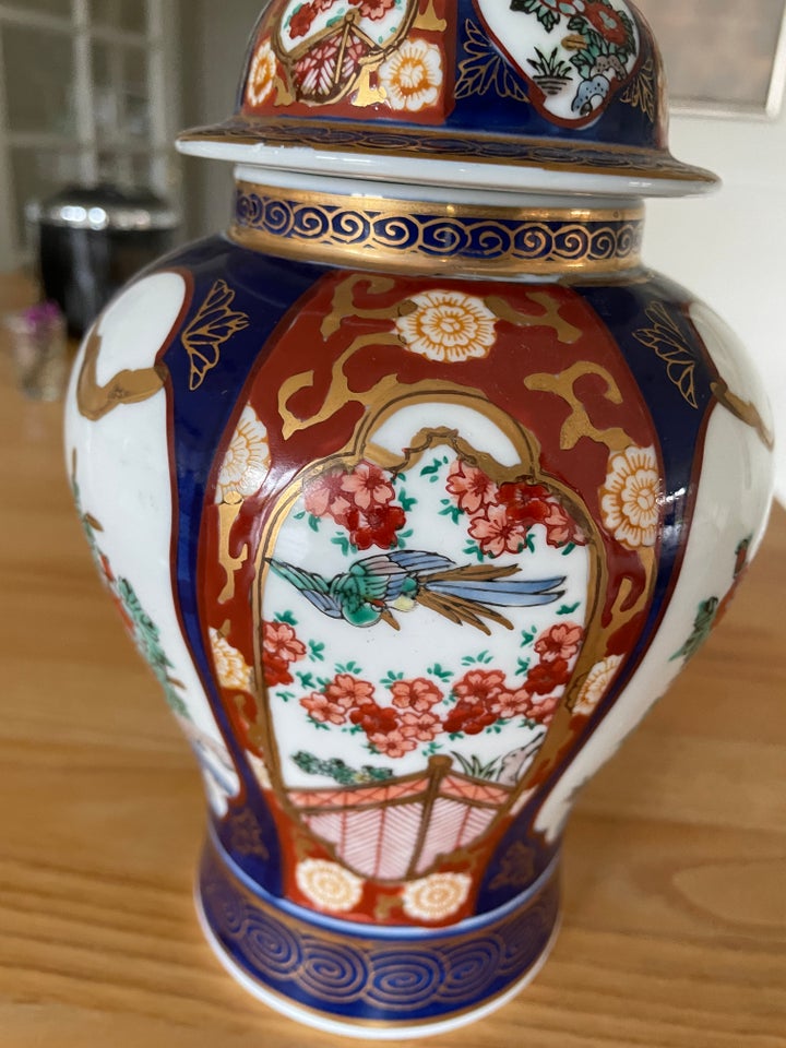 Lågvase fra Gold Imari Porcelæn