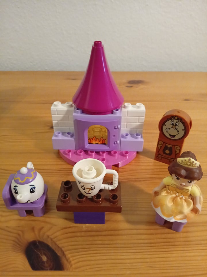 Lego Duplo, 10877 Belles teselskab