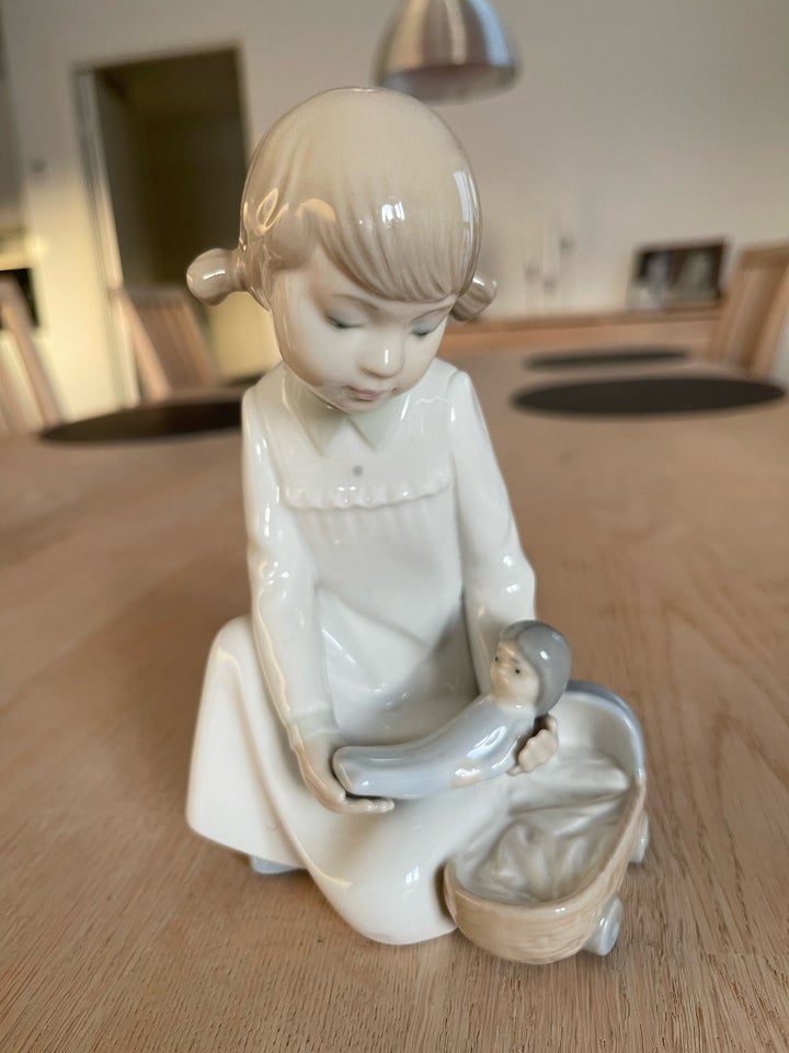 Porcelæn Figurer Lladro Daisa