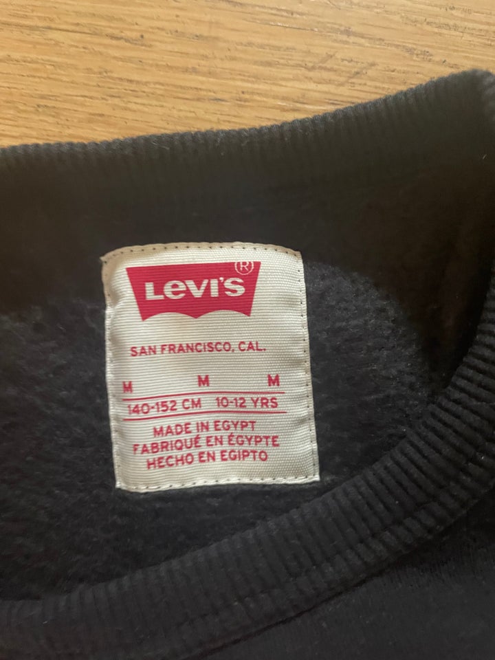 Sweatshirt, Sweatshirt, Levis