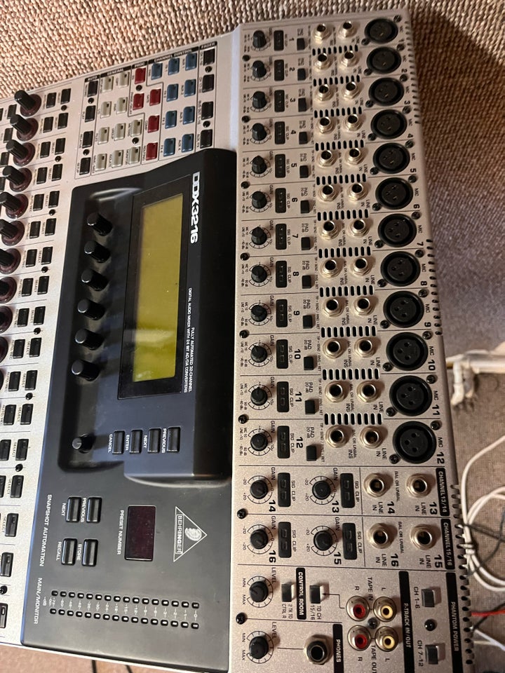 Mixer , Behringer Ddx3216