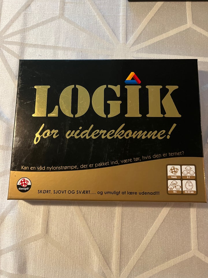 Logik, Familiespil, brætspil