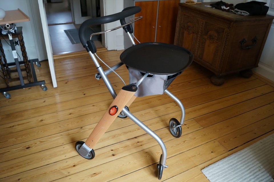 Rollator, Indendørs Rollator