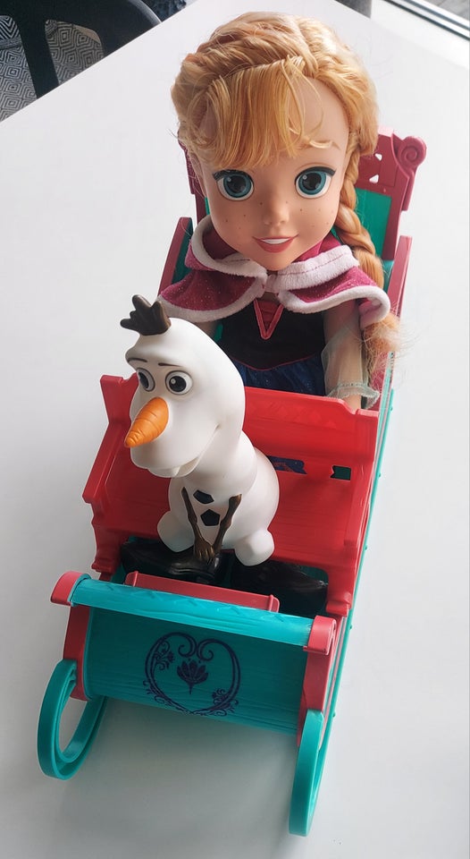 Disney, "Frost" Anna og Olaf med