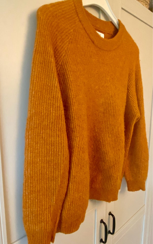 Sweater, Envii, str. 38