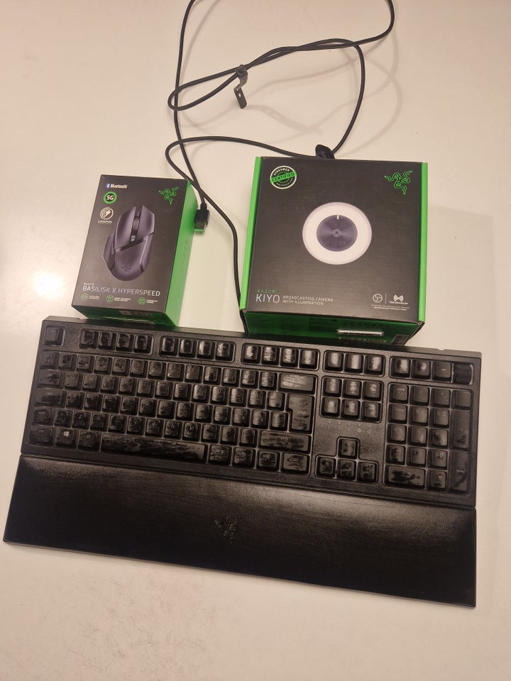 Razer udstyr, tilbehør, God