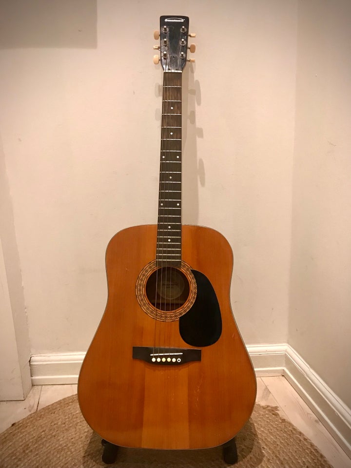 Western guitar, Santana Mark 30