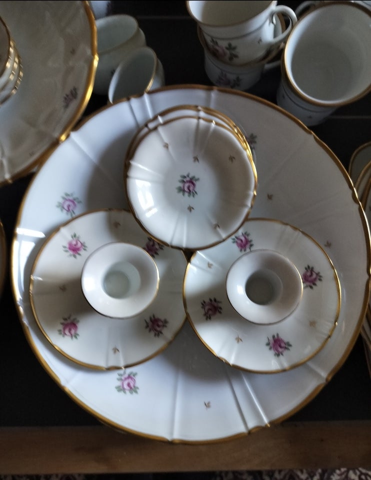 Porcelæn, Komplet samling til 12