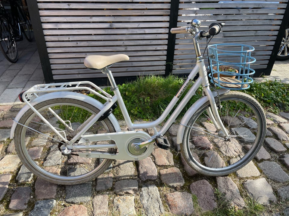 Pigecykel, shopper, Norden