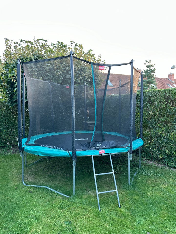 Trampolin, Berg Favorit 380