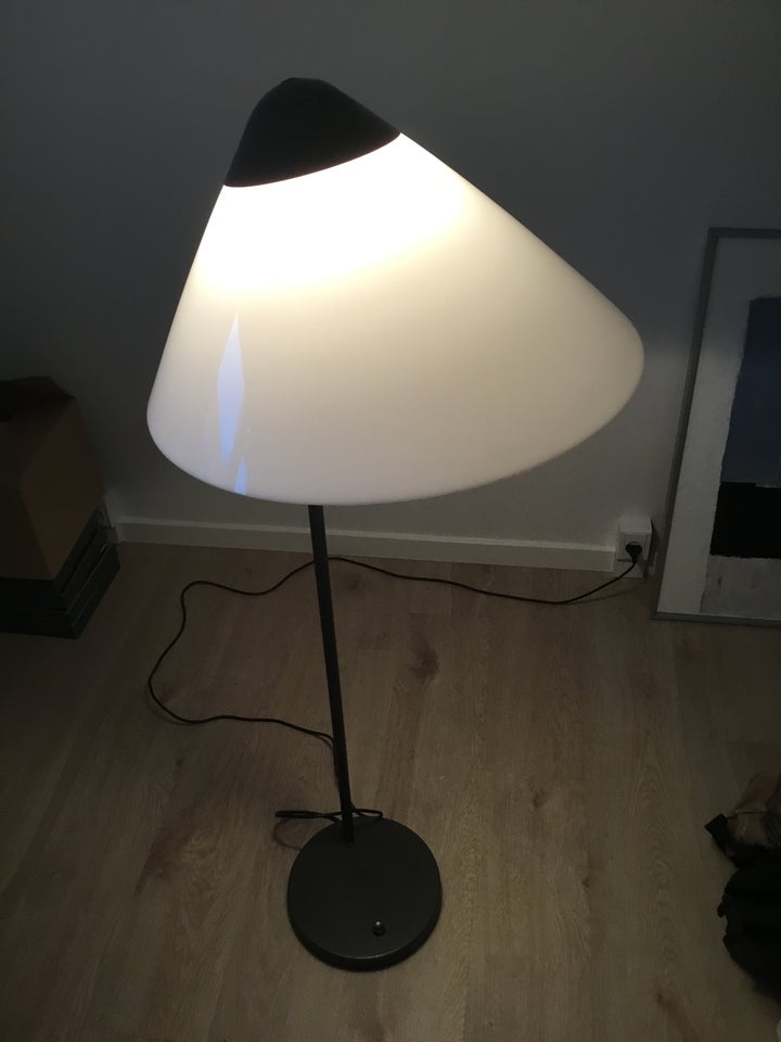 Wegner opal gulvlampe