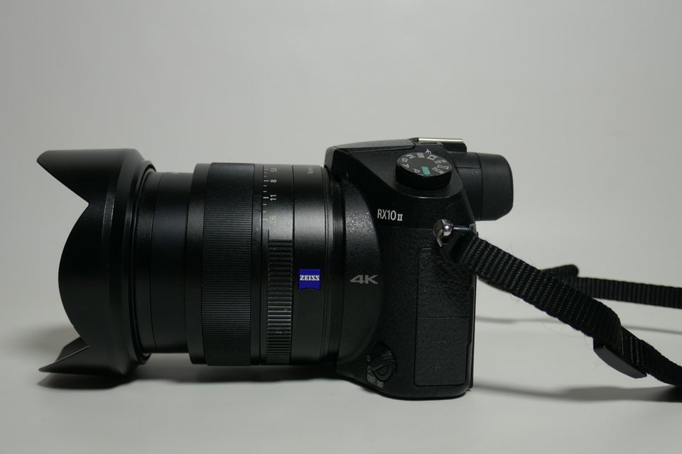 Sony, Sony RX10-II, 20 megapixels