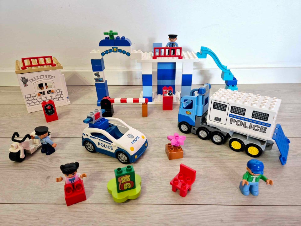 Lego Duplo, Politistation