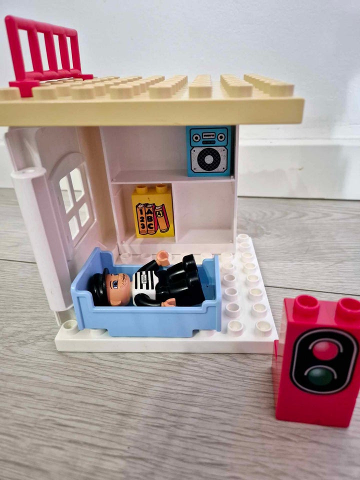 Lego Duplo, Politistation