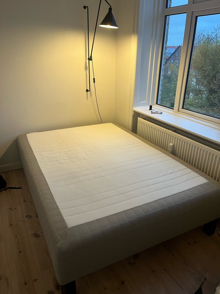 1½ seng, Ikea, b: 140 l: 200