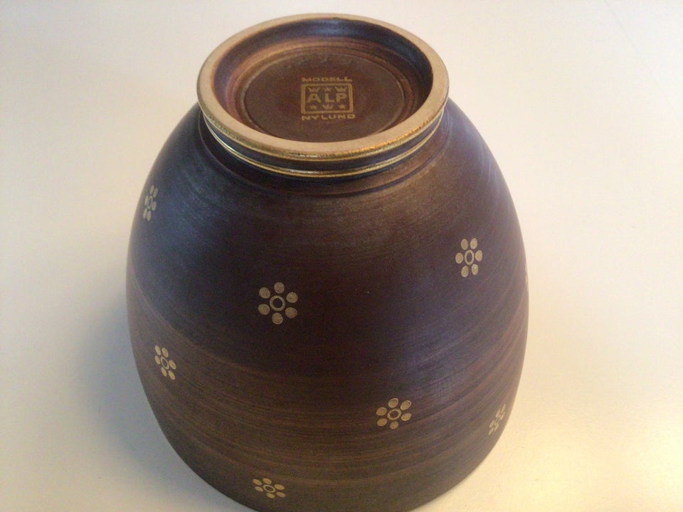 Stentøj VASE / SKÅL  GUNNAR NYLUND