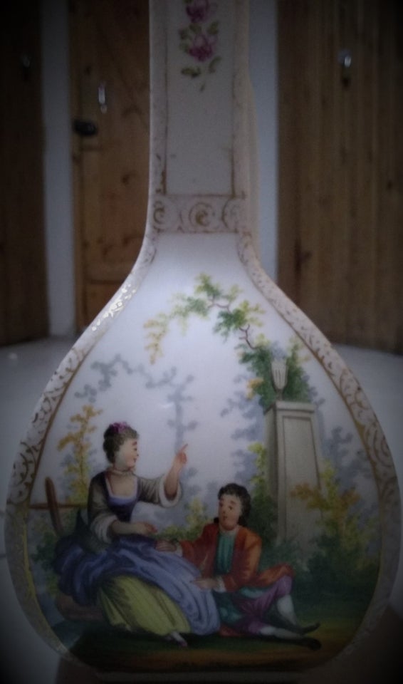 Bordlampe, Porcelæn, 130 år gl.