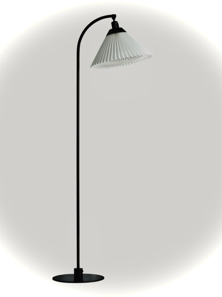 Gulvlampe, Le Klint 368