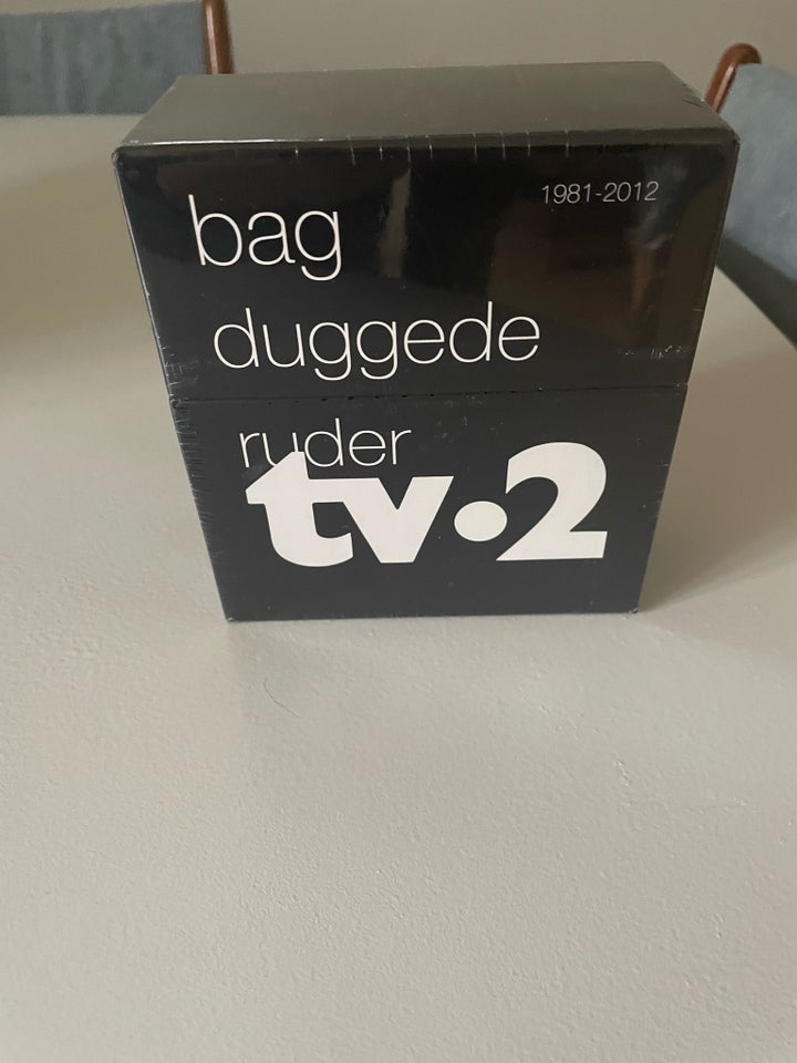 TV 2: Bag duggede ruder , pop