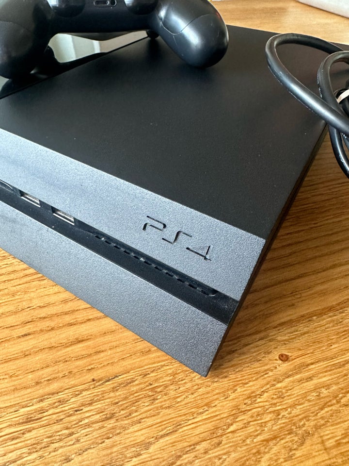 Playstation 4 Slim Rimelig