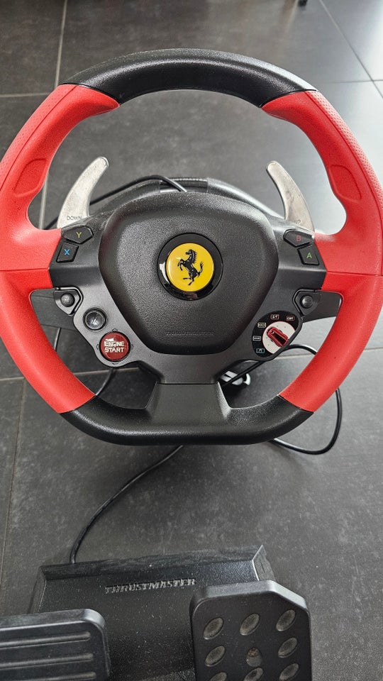 Ferrari thrustmaster, Xbox One,