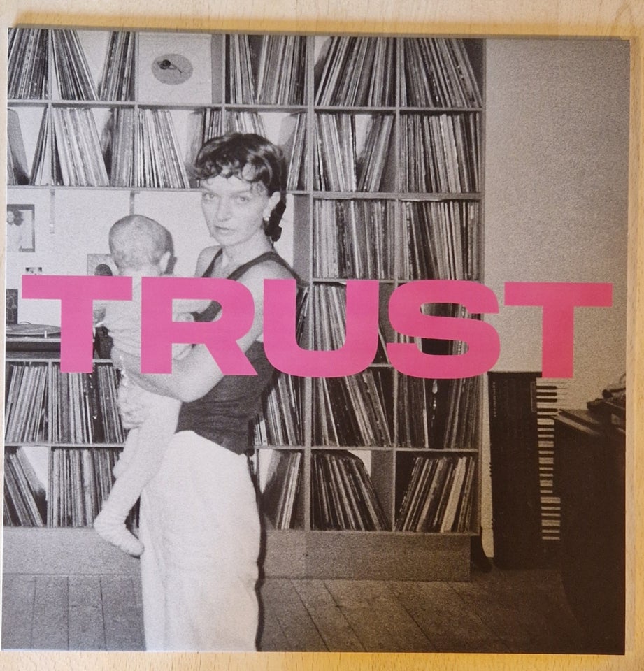 LP, Astrid Engberg, Trust