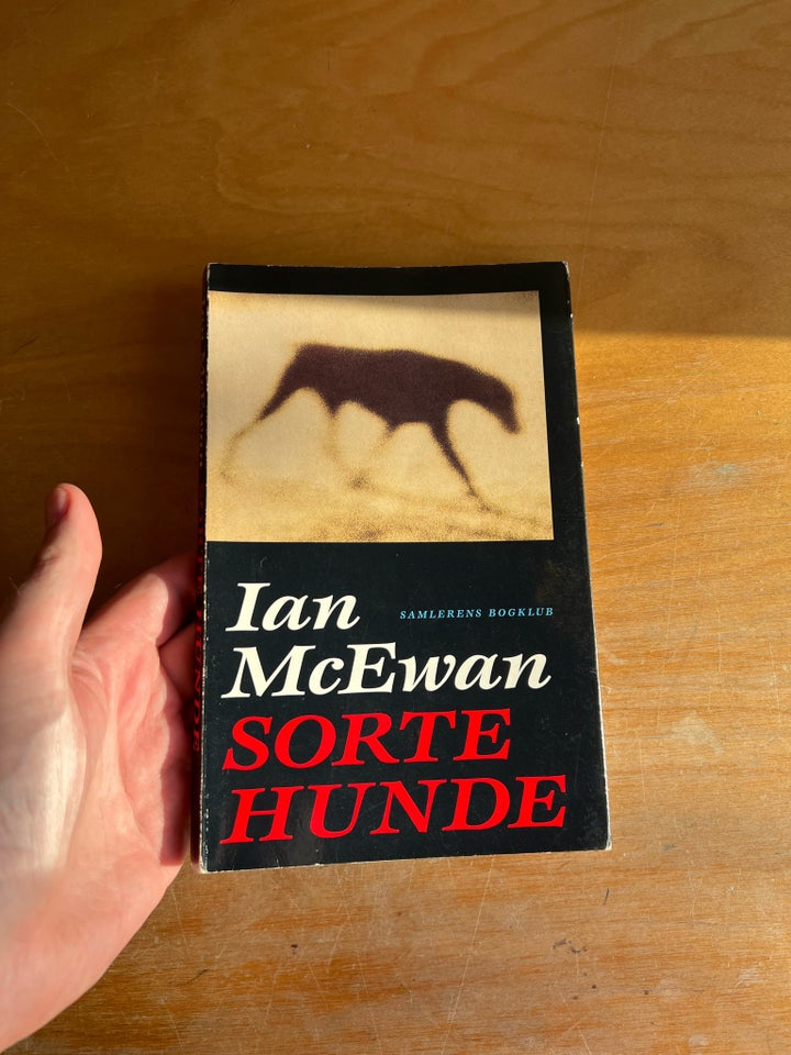 Sorte hunde Ian McEwan  genre: