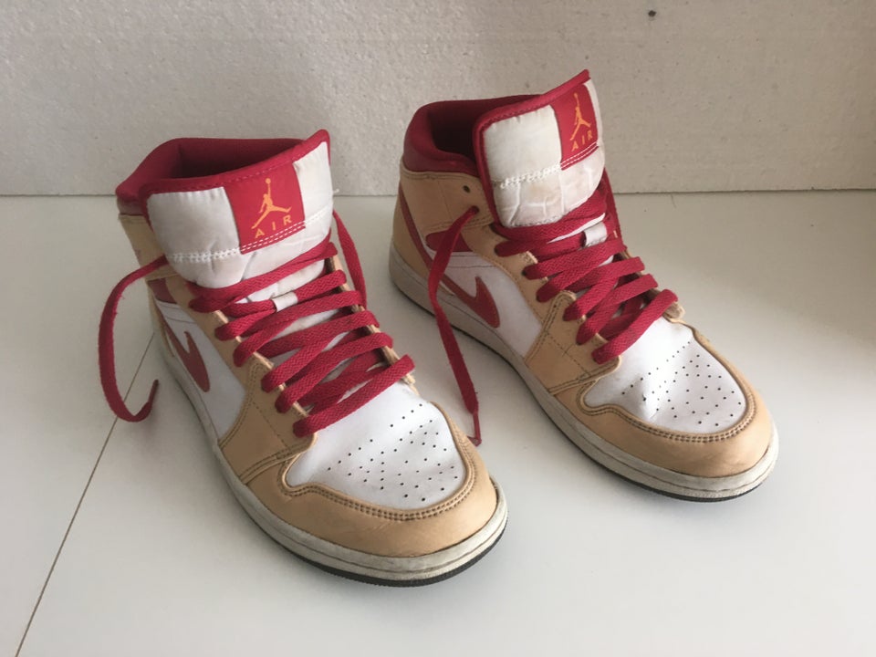 Sneakers, str. 43, nike Jordan 1 Mid