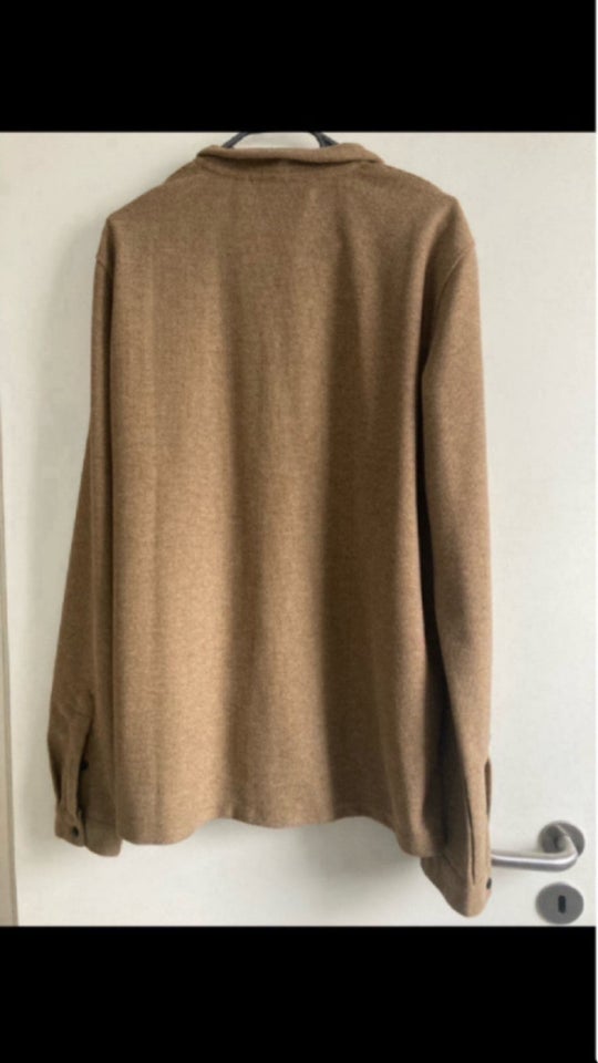 Cardigan, Anerkjent , str. XL