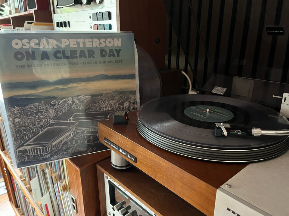 LP Oscar Peterson On A Clear Day