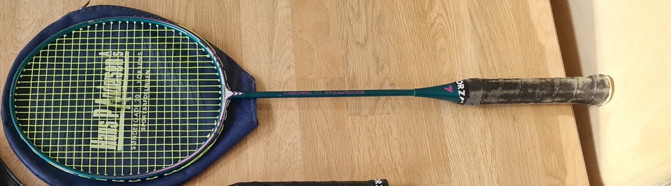 Badmintonketsjer Carbonpro 717