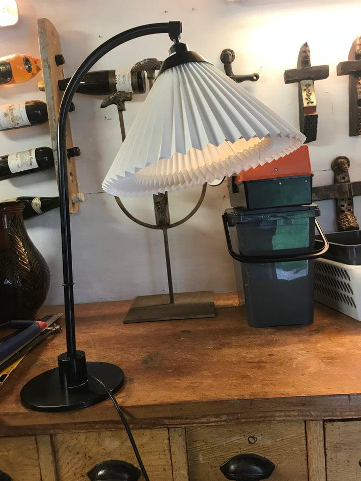 Arkitektlampe, Le Klint