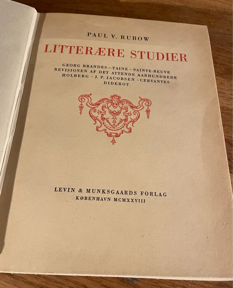 Litterære studier, Paul V. Rubow,