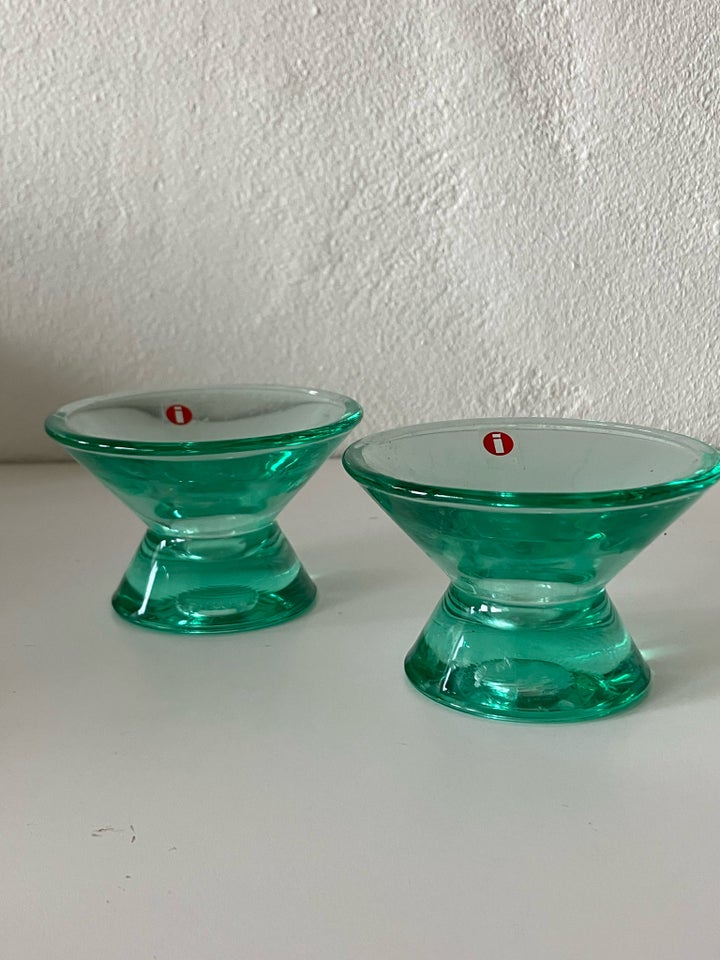 Lysestager i grønt glas fra Iittala