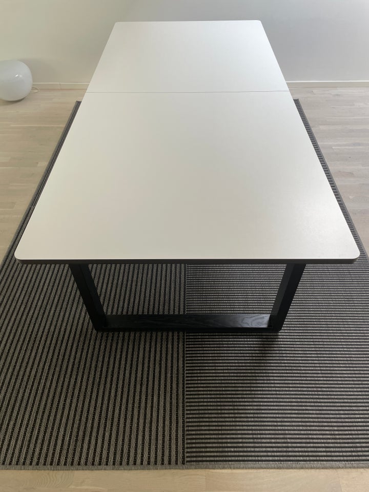 Spisebord Hvid laminat og