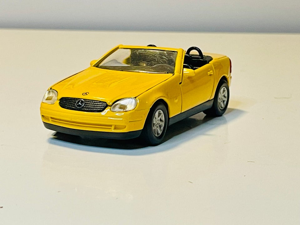 Modelbil, Welly Mercedes-Benz