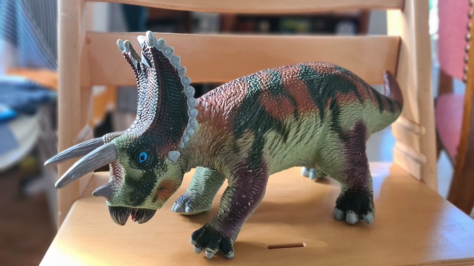 Blandet legetøj, Dinosaur